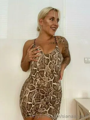 Sianaanaom OnlyFans Leaked Free Thumbnail Picture - #f0SBlzeLun