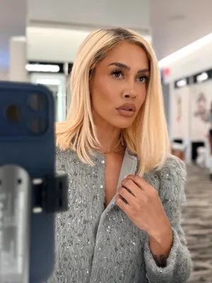 Sibley Scoles OnlyFans Leaked Free Thumbnail Picture - #YKAPyJYbHa