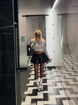 Sibley Scoles OnlyFans Leaked Free Thumbnail Picture - #wW9t7nnFMx