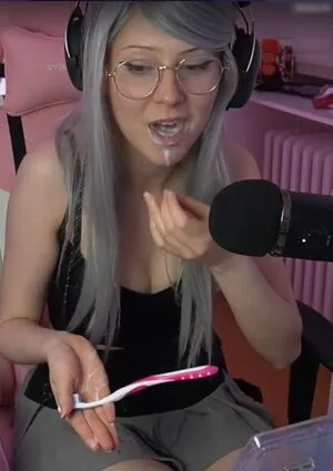 Sickemoangel OnlyFans Leaked Free Thumbnail Picture - #1pJJP4805j