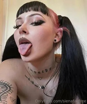 Sienafaefree OnlyFans Leaked Free Thumbnail Picture - #PgSfzp4YK4