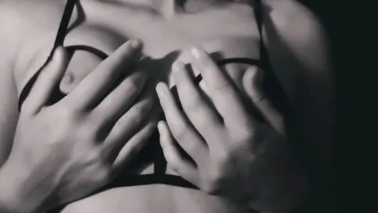 Siendo Viajeros OnlyFans Leaked Free Thumbnail Picture - #yzhvDsnfs2