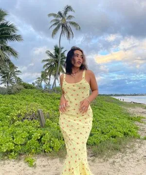 Sienna Mae Gomez OnlyFans Leaked Free Thumbnail Picture - #drrJ6ksu1D