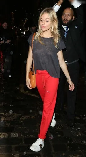 Sienna Miller OnlyFans Leaked Free Thumbnail Picture - #LWXAl1tsgW