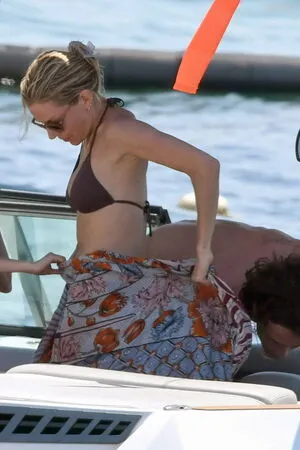 Sienna Miller OnlyFans Leaked Free Thumbnail Picture - #OgCNMrnIpf