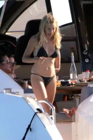 Sienna Miller OnlyFans Leaked Free Thumbnail Picture - #jRLRrO3kc4