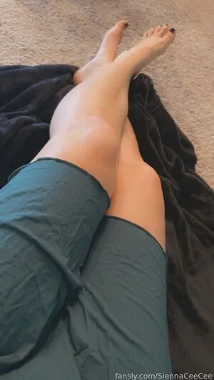Siennaceecee OnlyFans Leaked Free Thumbnail Picture - #LY713hk9x9