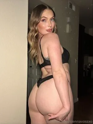 Siennavossxo OnlyFans Leaked Free Thumbnail Picture - #WZUuOmMfcK