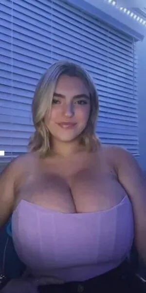 Sierra Bellingar Sierrahp2 OnlyFans Leaked Free Thumbnail Picture - #SbH930WyAg