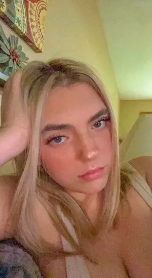 Sierra Bellingar Sierrahp2 OnlyFans Leaked Free Thumbnail Picture - #jKut1UCCCN