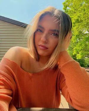Sierra Bellingar OnlyFans Leaked Free Thumbnail Picture - #6eWcti7my6