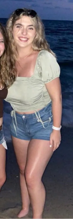 Sierra Bellingar OnlyFans Leaked Free Thumbnail Picture - #7Z3iIx7JIe