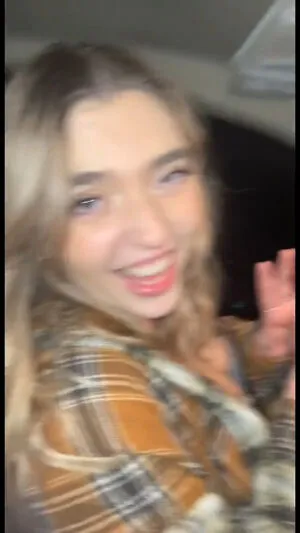 Sierra Bellingar OnlyFans Leaked Free Thumbnail Picture - #D7YxdoJXdF