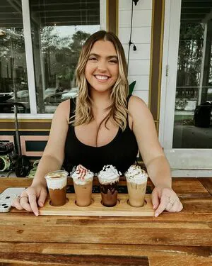 Sierra Bellingar OnlyFans Leaked Free Thumbnail Picture - #DefMHkmQLT