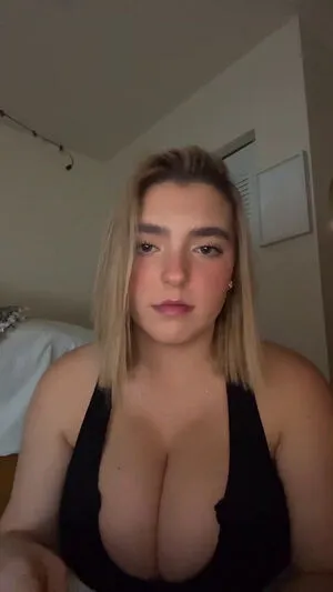 Sierra Bellingar OnlyFans Leaked Free Thumbnail Picture - #M0IWwShP5Q