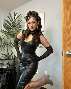 Sierra Ferrell OnlyFans Leaked Free Thumbnail Picture - #kjfvOG8f6t