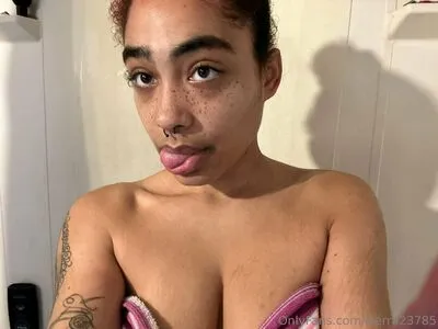 Sierra23785 OnlyFans Leaked Free Thumbnail Picture - #5TbzX40z5m