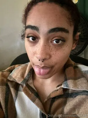 Sierra23785 OnlyFans Leaked Free Thumbnail Picture - #ncrJ45DUQv
