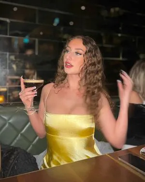 Sierraaszabo OnlyFans Leaked Free Thumbnail Picture - #15Z9kZ83U0