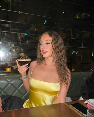 Sierraaszabo OnlyFans Leaked Free Thumbnail Picture - #DimPUe9386