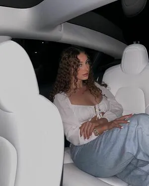 Sierraaszabo OnlyFans Leaked Free Thumbnail Picture - #j7E1UCLL3q