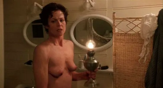 Sigourney Weaver OnlyFans Leaked Free Thumbnail Picture - #I6OOkDJ6So