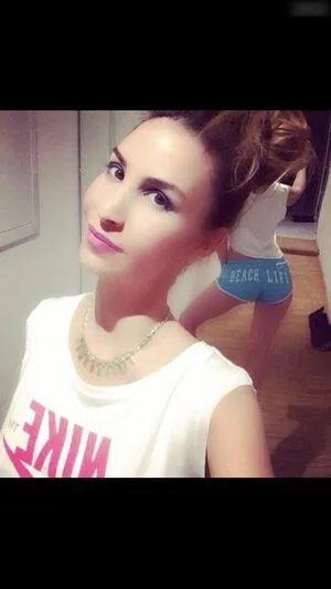 Sila Sahin Radlinger OnlyFans Leaked Free Thumbnail Picture - #bBLrPF4way