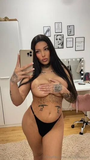 Silaxbae OnlyFans Leaked Free Thumbnail Picture - #gi3HU13k70