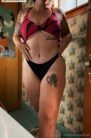 Silentwithak OnlyFans Leaked Free Thumbnail Picture - #mrbJSvbqnC