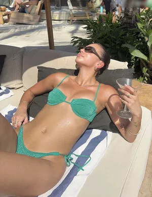 Silk Cartwright OnlyFans Leaked Free Thumbnail Picture - #Qlt4Zazn3X