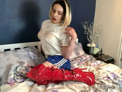 Silksatinmissy OnlyFans Leaked Free Thumbnail Picture - #o2BS47sdnk