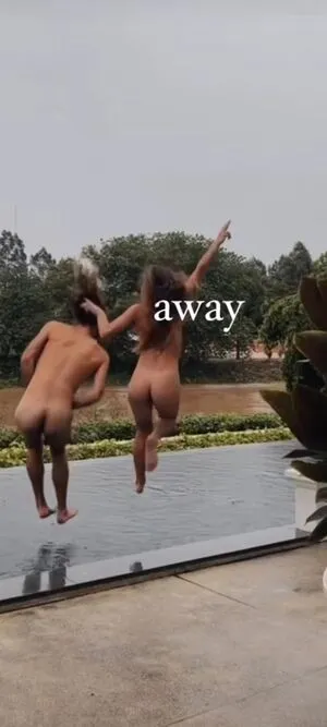 Silkyrontheroad OnlyFans Leaked Free Thumbnail Picture - #FXMdPQ7iKi