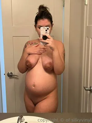 Silkyvinyl OnlyFans Leaked Free Thumbnail Picture - #6Tt69s1d85