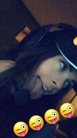 Silllymel OnlyFans Leaked Free Thumbnail Picture - #TPtWNeBj65
