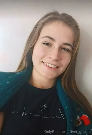 Silver Gracee OnlyFans Leaked Free Thumbnail Picture - #9fMzQG19z2