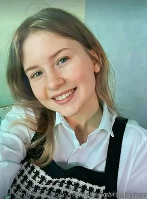 Silver Gracee OnlyFans Leaked Free Thumbnail Picture - #YepiTK8mRO