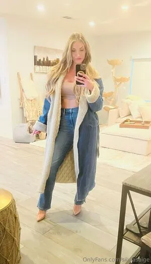 Silviasaige OnlyFans Leaked Free Thumbnail Picture - #jSAdPE8FHf