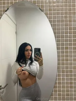 Silviasiciliaxxx OnlyFans Leaked Free Thumbnail Picture - #IQTXdUR9r1