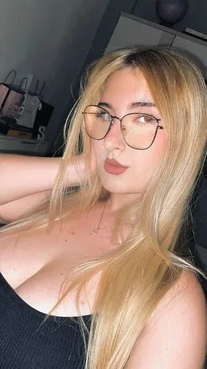 Silviiamartz OnlyFans Leaked Free Thumbnail Picture - #N4ZLPdHGMi