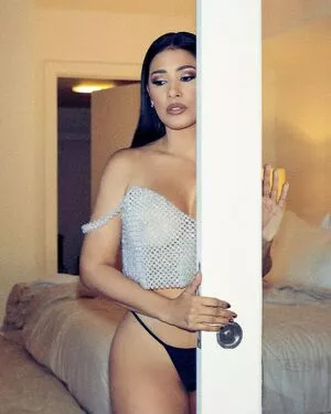 Simaria OnlyFans Leaked Free Thumbnail Picture - #3Iiyf7Kpp2