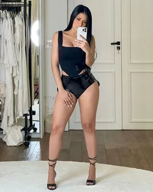 Simaria OnlyFans Leaked Free Thumbnail Picture - #Hbeh2NyVs8