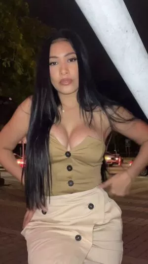Simaria OnlyFans Leaked Free Thumbnail Picture - #VmweyW34o1