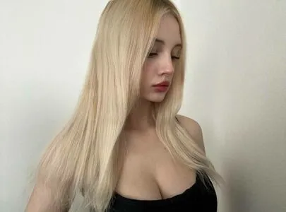 Simenkko OnlyFans Leaked Free Thumbnail Picture - #cqTracE6Kv