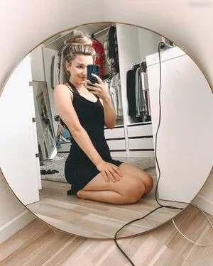 Simfinity Nina OnlyFans Leaked Free Thumbnail Picture - #RnRF0kkHy6