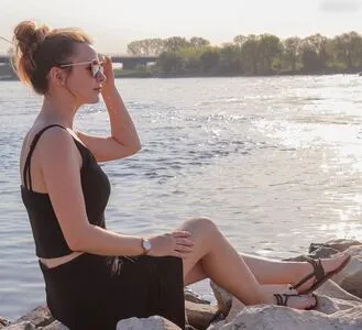 Simfinity Nina OnlyFans Leaked Free Thumbnail Picture - #T3sAsem2ma