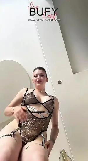 Simge Bar OnlyFans Leaked Free Thumbnail Picture - #7awASWvSS0