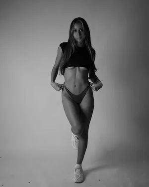 Simi Estelle OnlyFans Leaked Free Thumbnail Picture - #9M4CcnOzGT