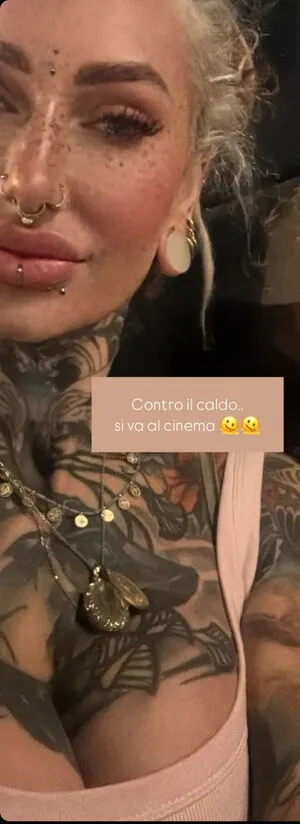 Simona Carrara OnlyFans Leaked Free Thumbnail Picture - #Y8IFwF7m7V