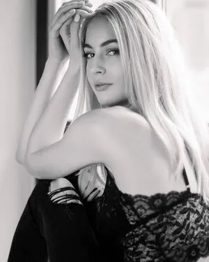 Simona Hartl Gntm OnlyFans Leaked Free Thumbnail Picture - #RZxlovh2KD