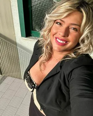 Simona Romano OnlyFans Leaked Free Thumbnail Picture - #U5KuBYCXi8